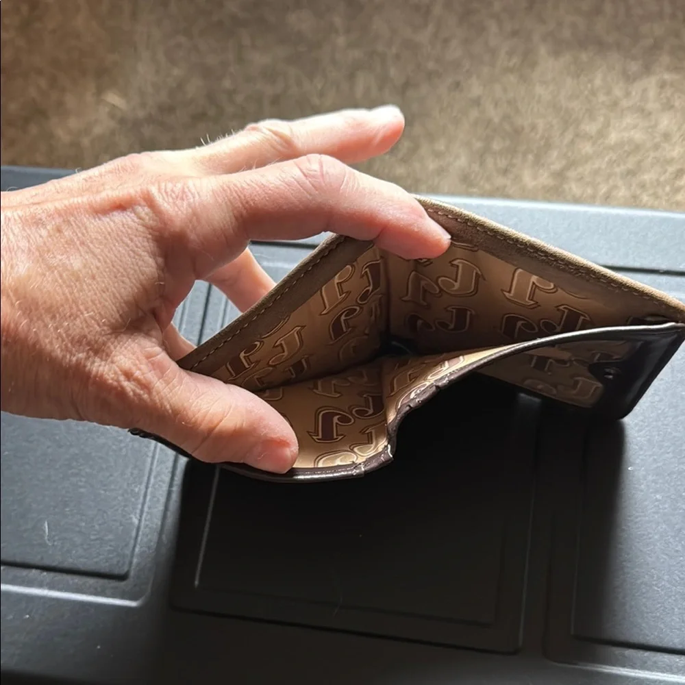 NWOT Elegant Justin leather and lace Wallet - Picture 4 of 5